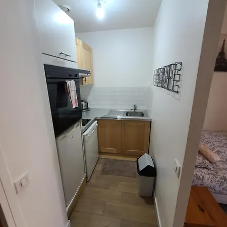 Centre - St Michel Apartment