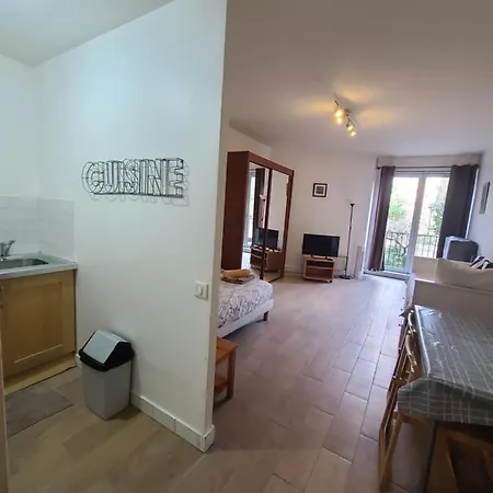 Apartment Centre - St Michel